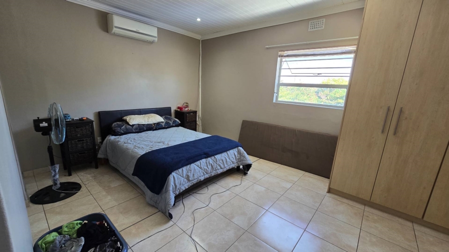 6 Bedroom Property for Sale in Churchill Estate Western Cape